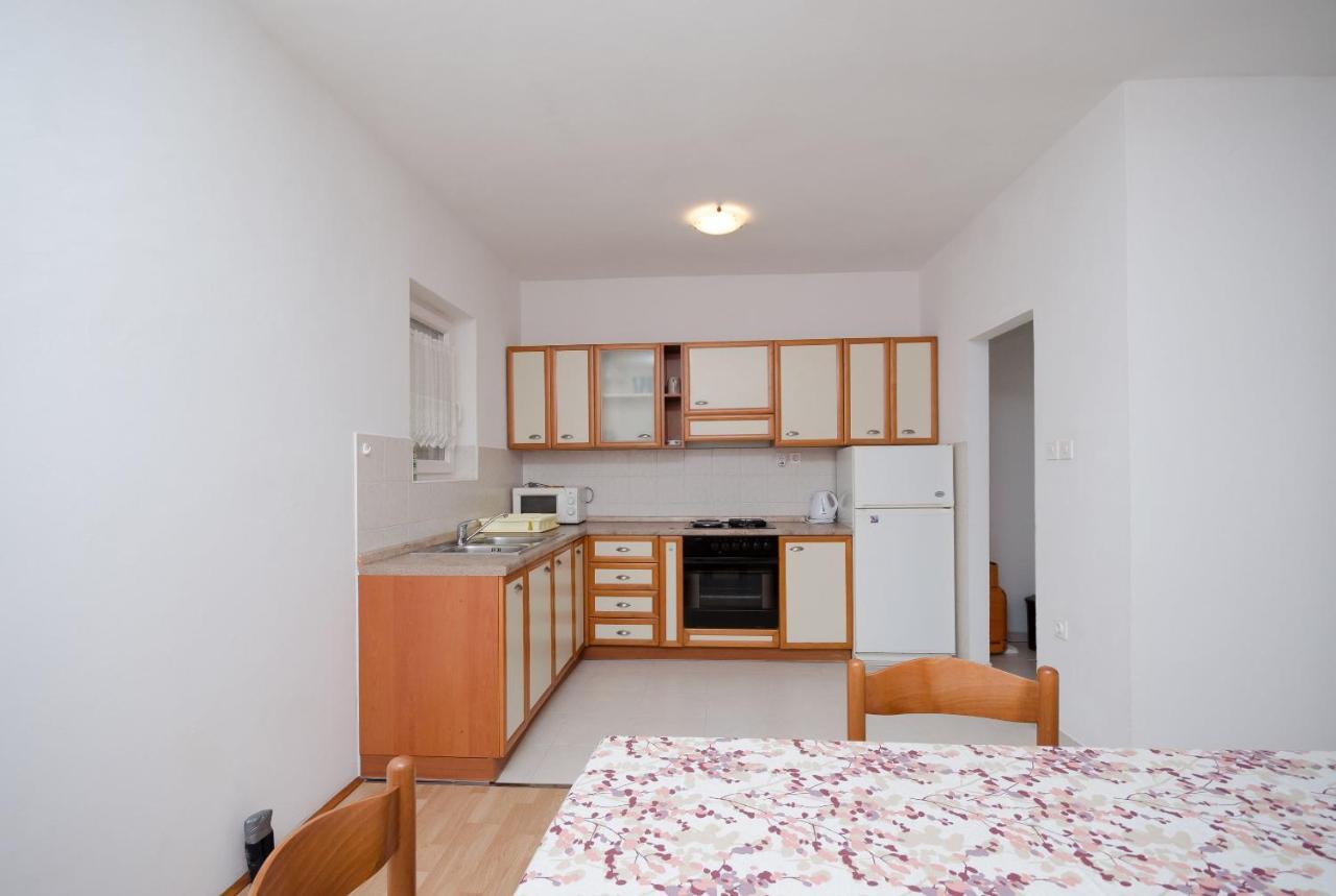 Apartments Ruza-Rajska Beach 로파르 외부 사진
